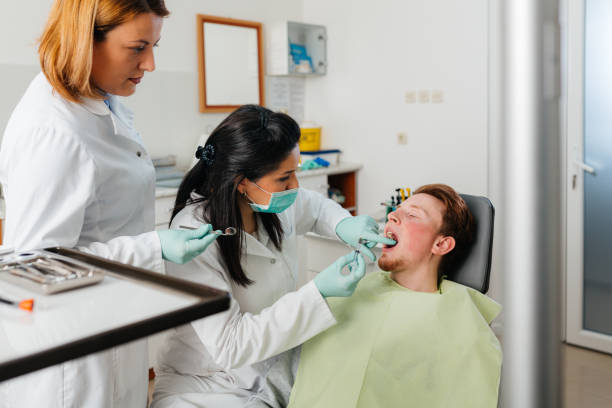 Best Root Canal Emergency Dentist  in Winnetka, IL